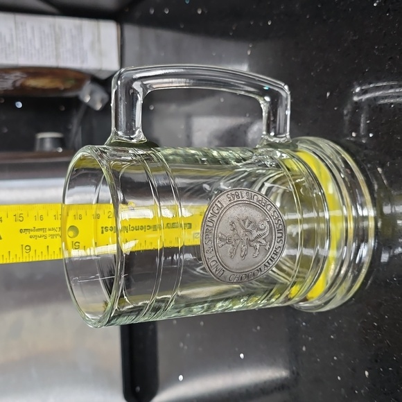 Vintage.  Lindt & Sprungli Chocolatiers Glass Mug - Picture 2 of 4